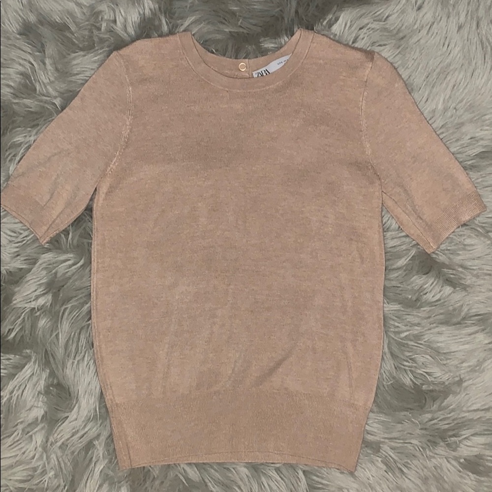 Zara women’s knitted T-shirt
